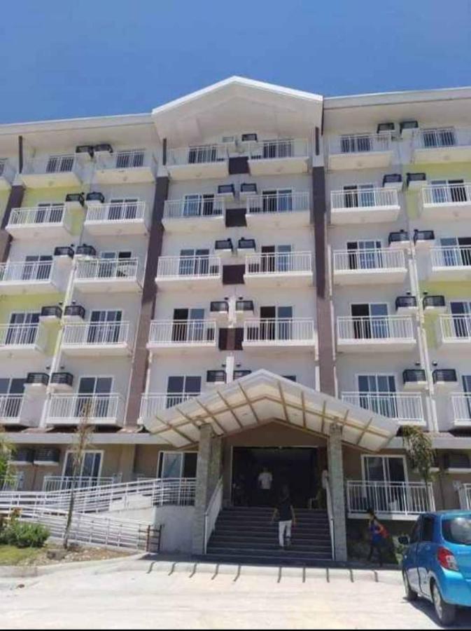 Ania Rooms@Amani Grand Residences Near Airport Lapu-Lapu City Exterior photo
